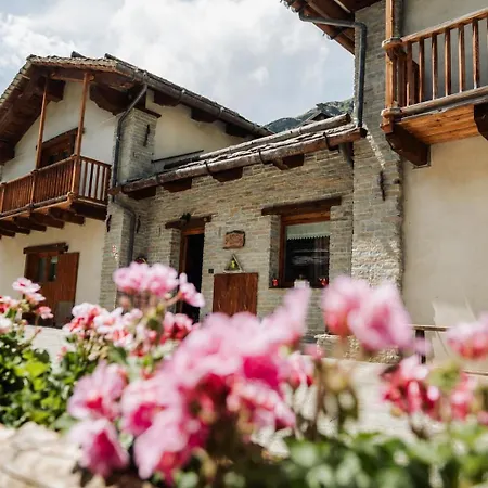 Borgo Maira Village 아파트호텔 Prazzo