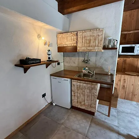 Ξενοδοχείο με διαμερίσματα Borgo Maira Village Prazzo